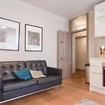 Beautiful 1-Bed Apartment In Central London