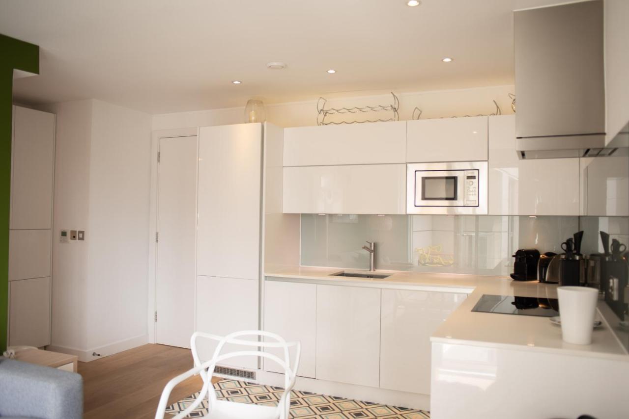 Beautiful 1-bed In * Londra